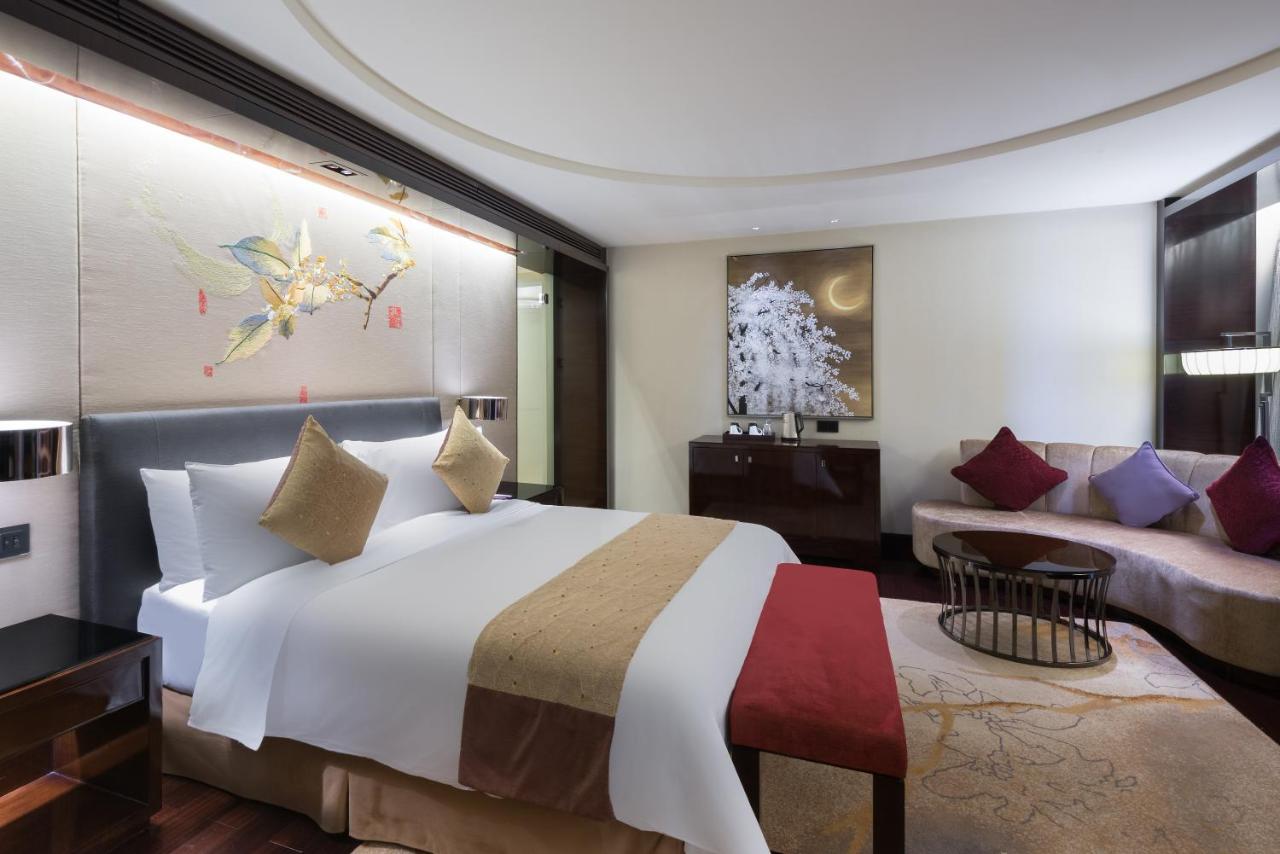Crowne Plaza Chengdu Panda Garden, an IHG Hotel photo