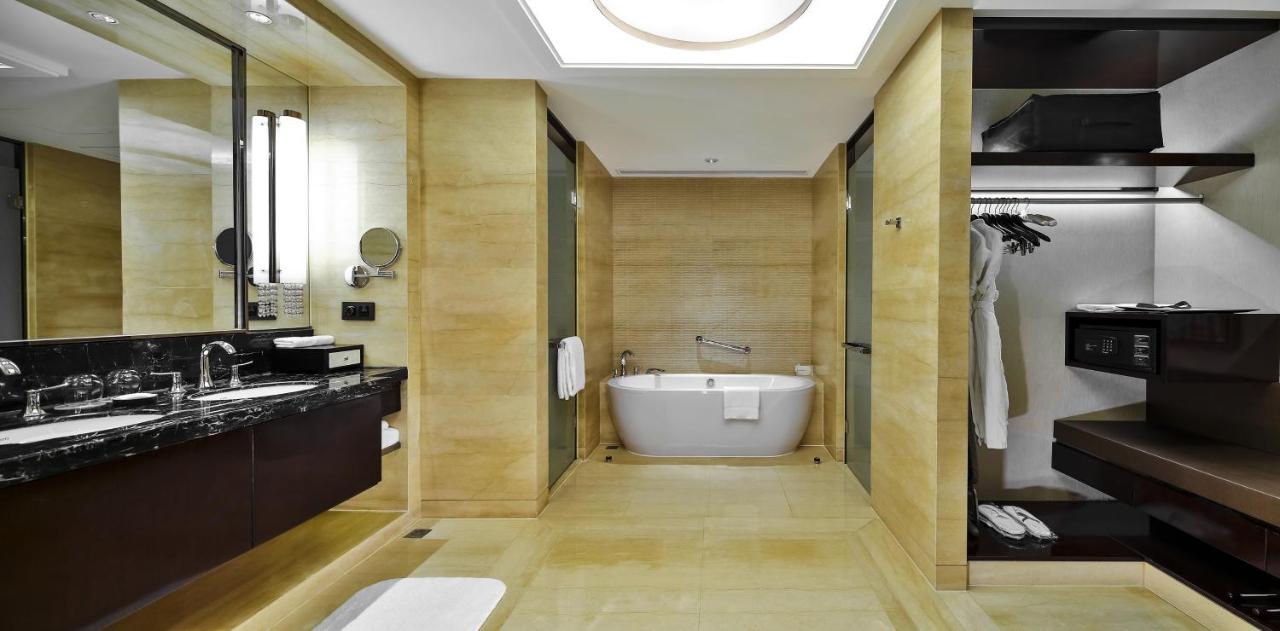 Crowne Plaza Chengdu Panda Garden, an IHG Hotel photo