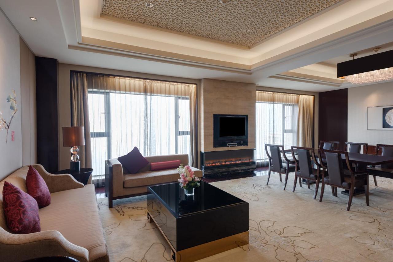 Crowne Plaza Chengdu Panda Garden, an IHG Hotel photo