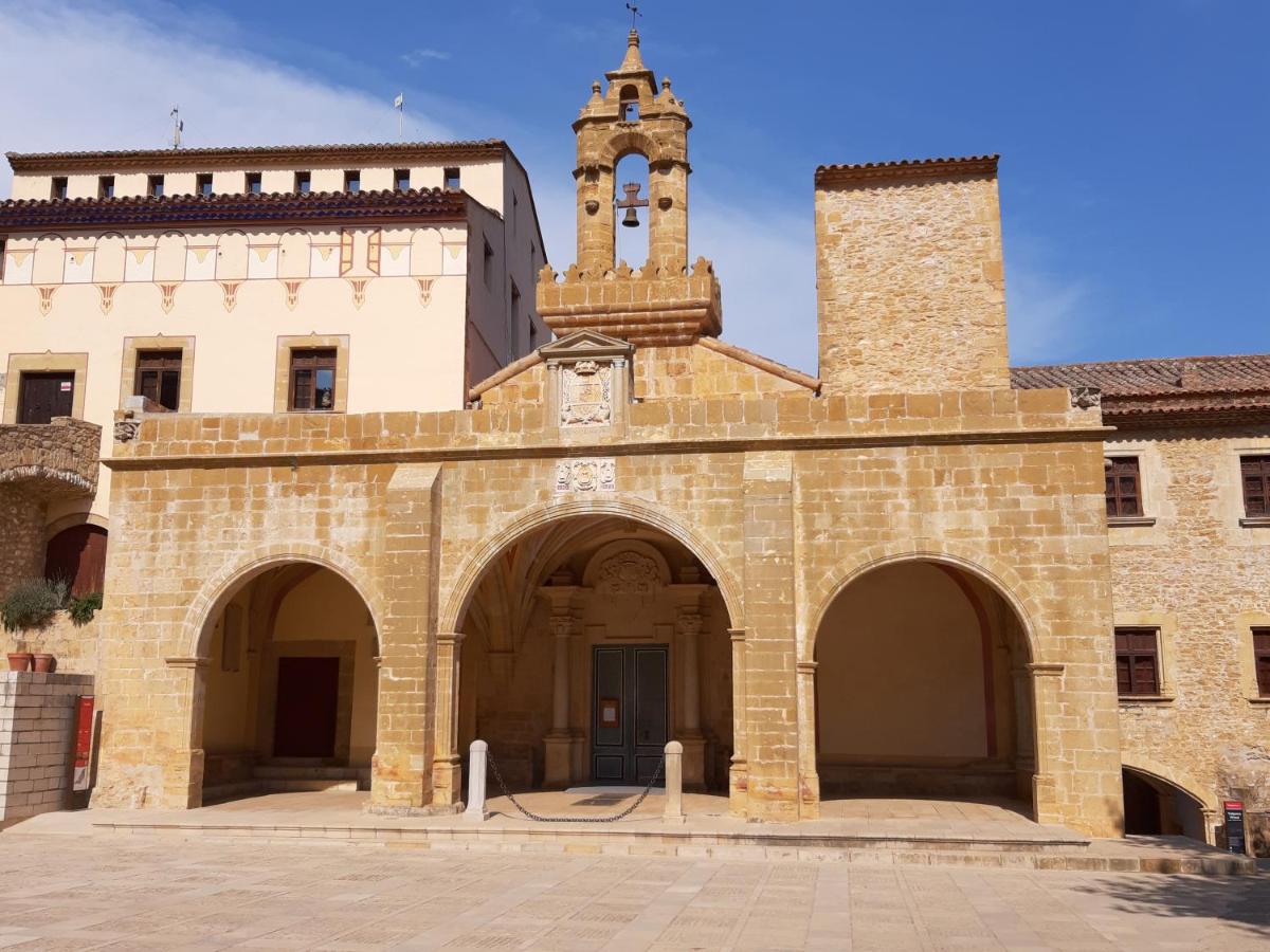 Albaga, Sant Jordi – Updated 2022 Prices