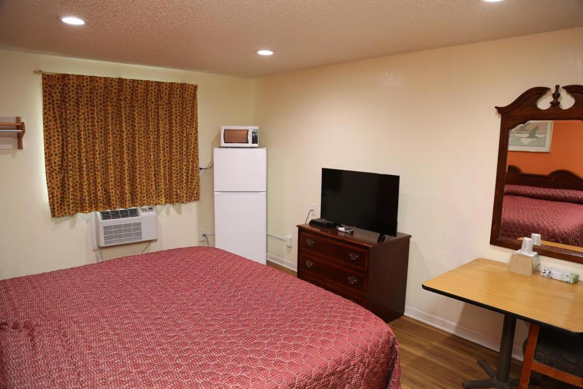 Executive Inn — photo 21