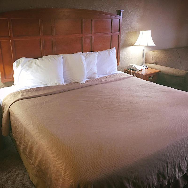 Doe River Inn-Elizabethton — photo 10