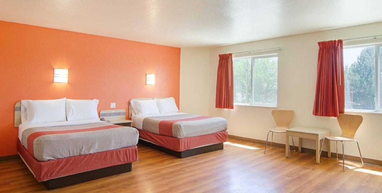 K C Motel — photo 9