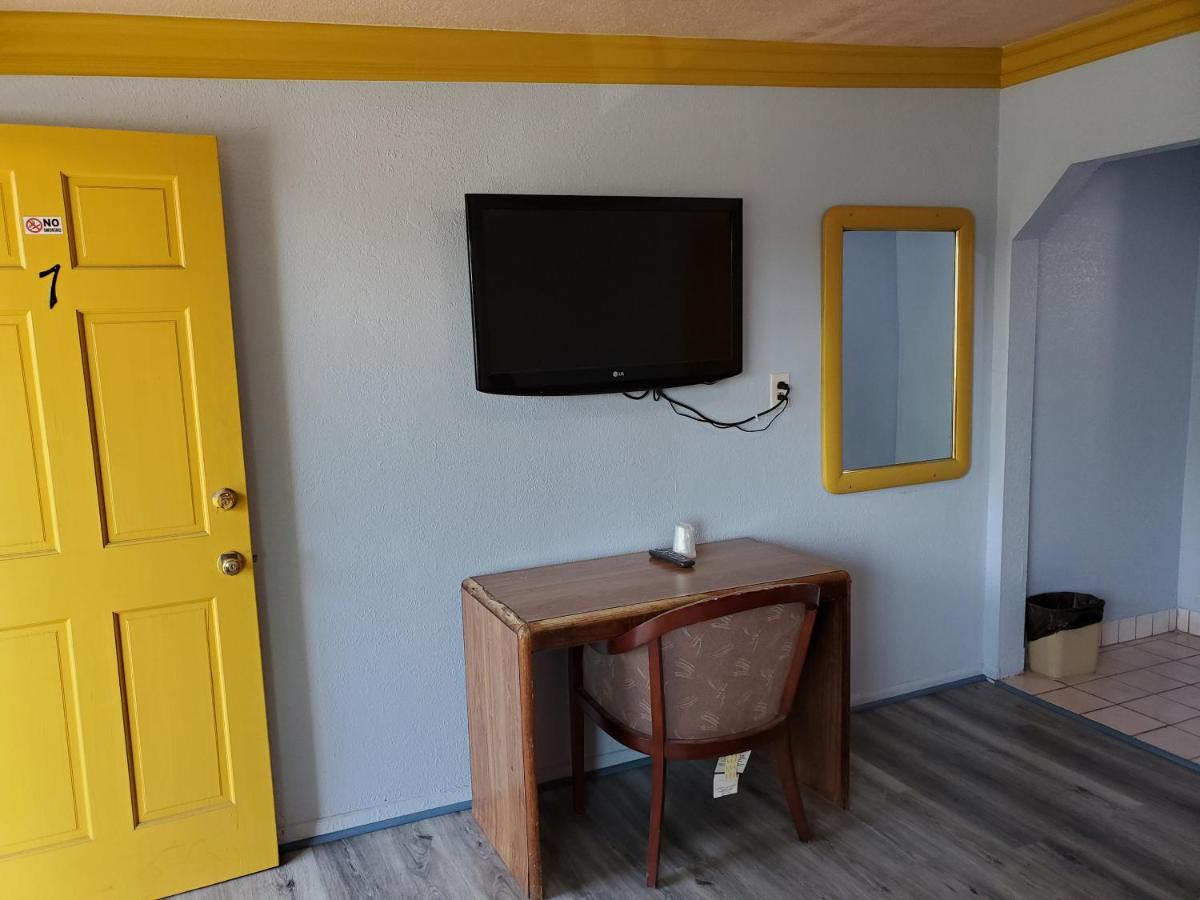 ROSE MOTEL — photo 14