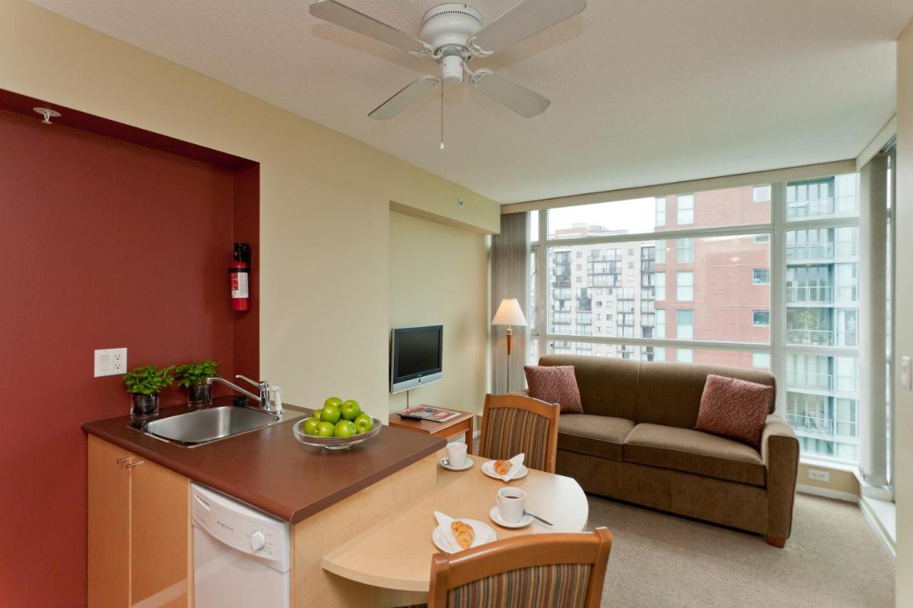Lord Stanley Suites On The Park photo