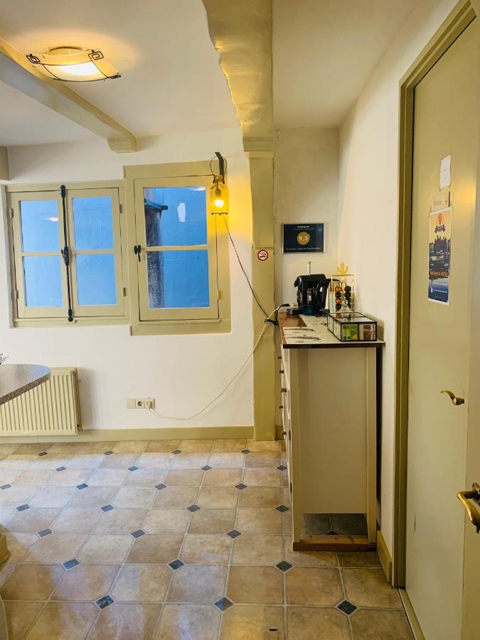 Amsterdam Central Guest House - 5