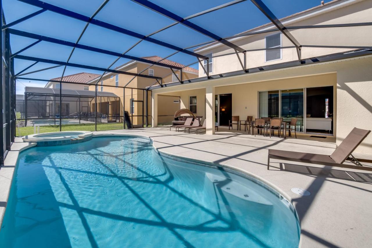 Villa wPrivate Pool, FREE WaterPark, Near Disney