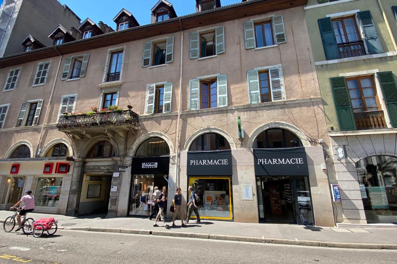 Le Royal 4 - Appartement pour 4 personnes au centre ville, Annecy – Updated  2023 Prices