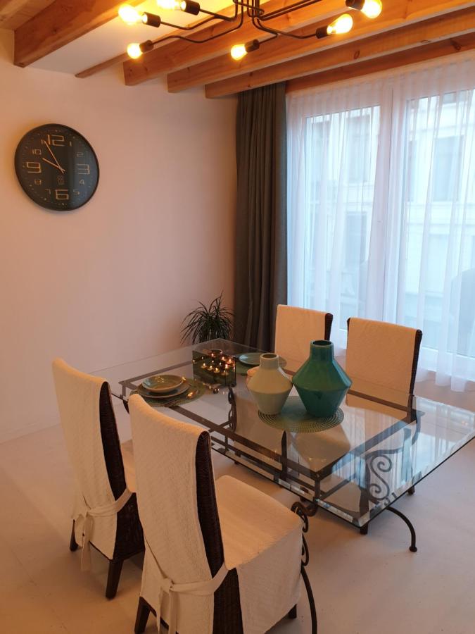 B&B Luxe Suites 1-2-3 photo