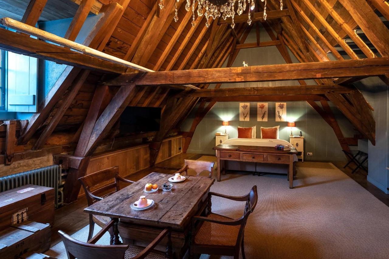 Een zitgedeelte bij Hotel Beijers