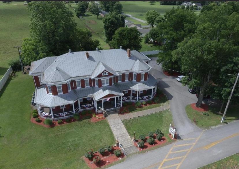 Grand Victorian Inn — photo 9