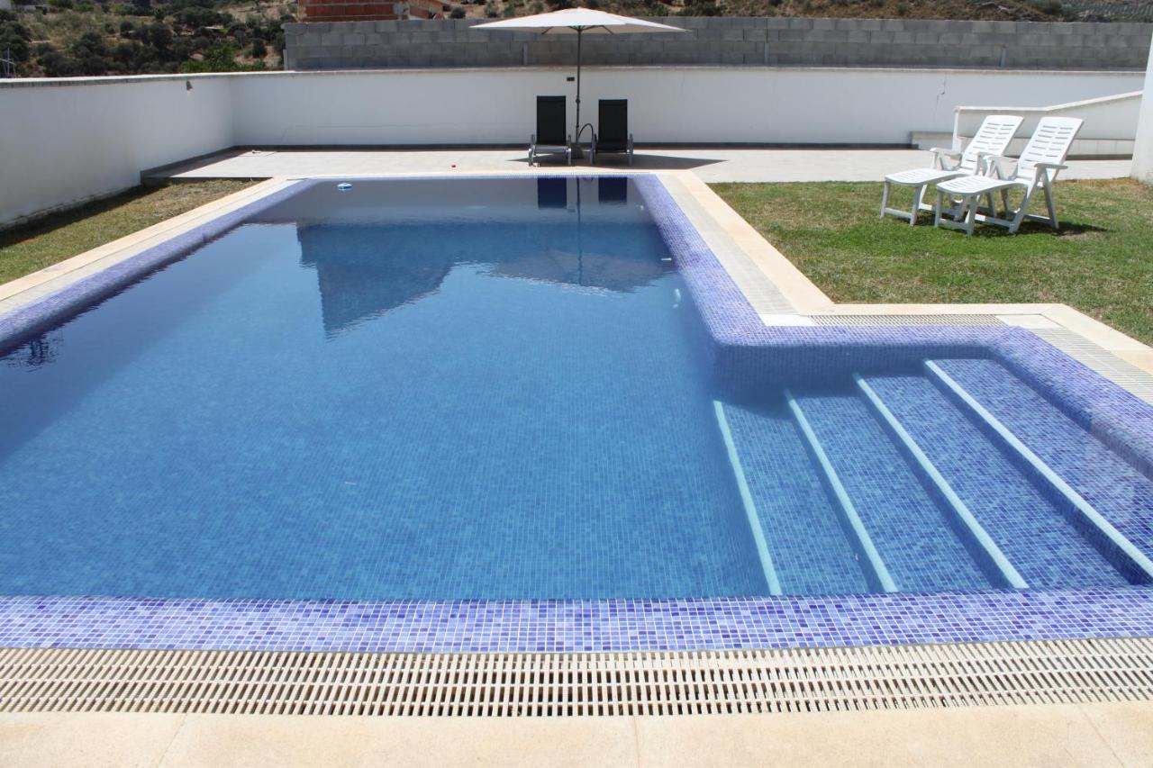 Villa Madodos con piscina privada, jacuzzi, barbacoa y ...