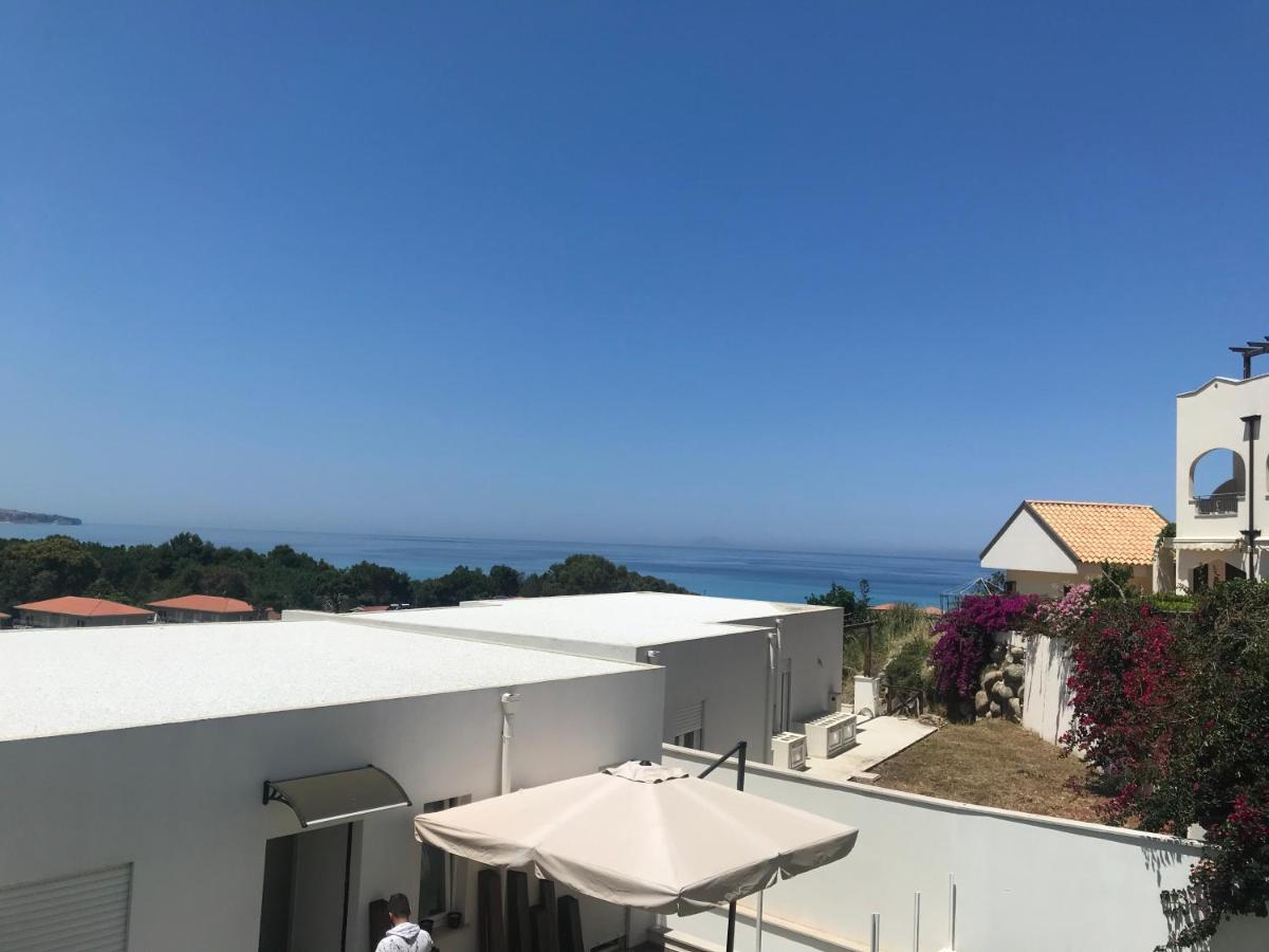 Panoramic Beach Villa photo
