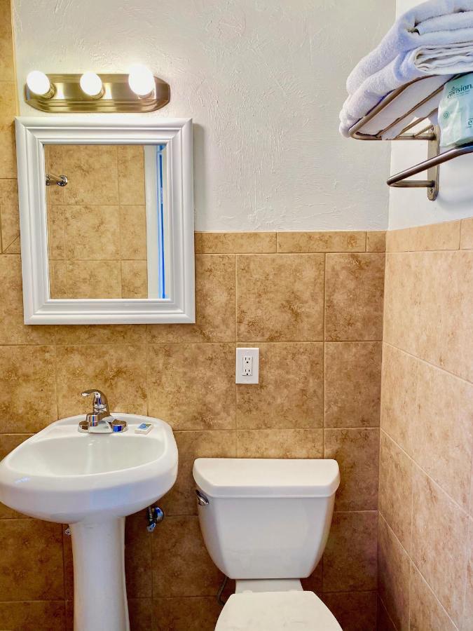 East Trail Motel — photo 9