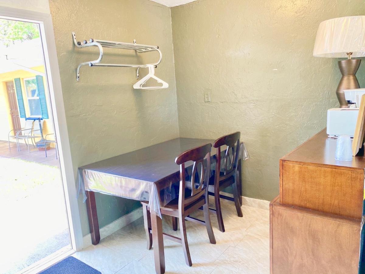 East Trail Motel — photo 13