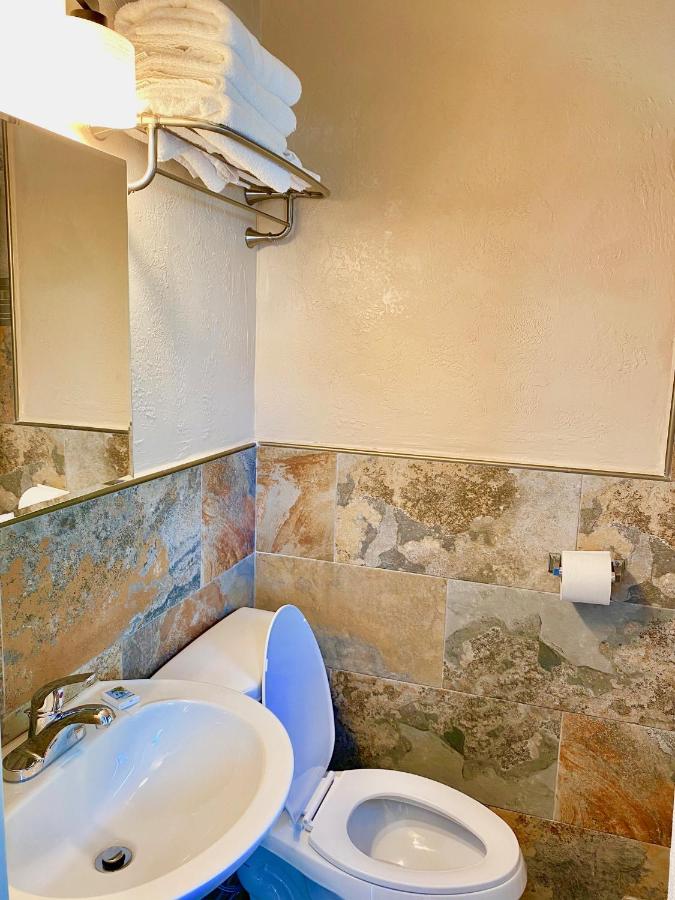 East Trail Motel — photo 15