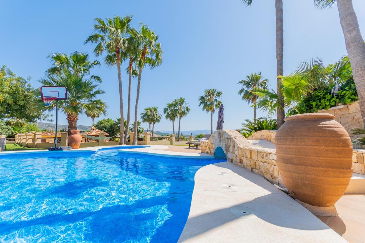 Cubos Villa Dos Reyes, Alhaurín de la Torre, Spain - Booking.com