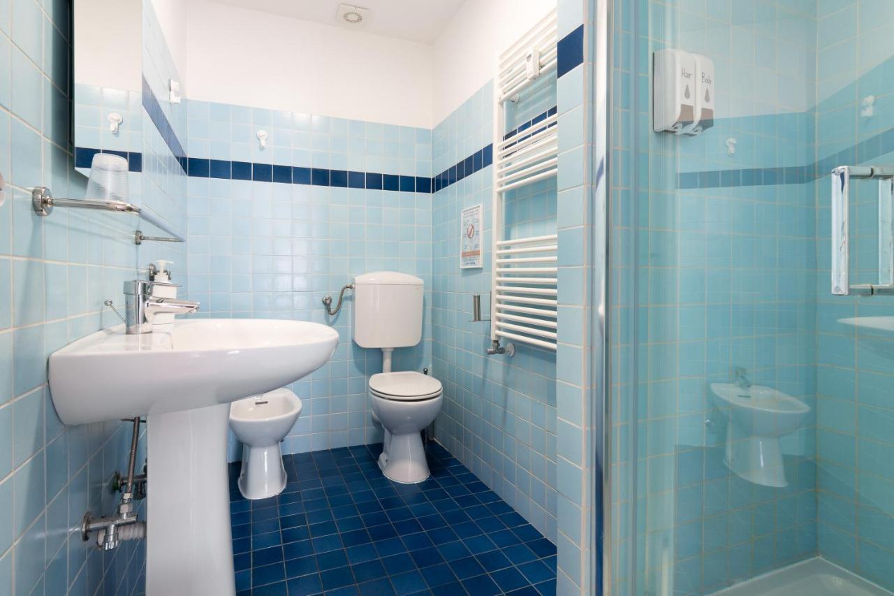 Francis Superior Rooms - 3