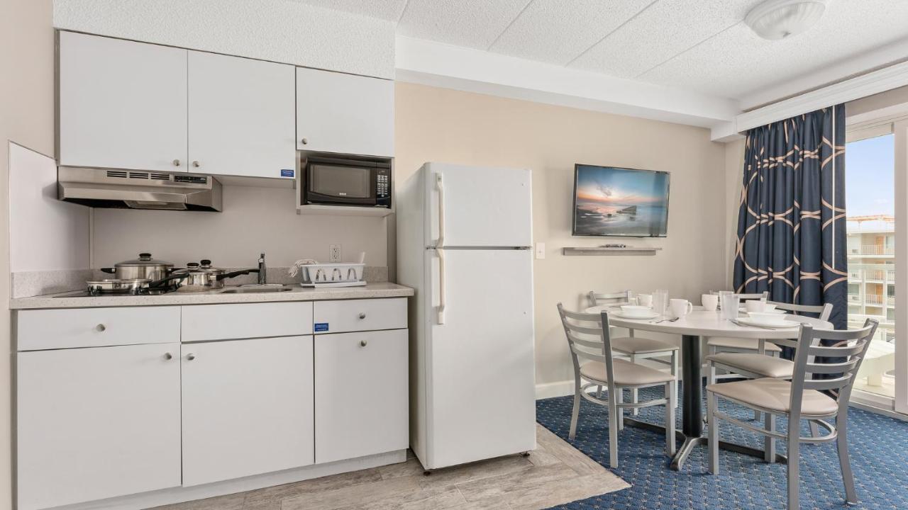 Adventurer Oceanfront Inn — photo 9