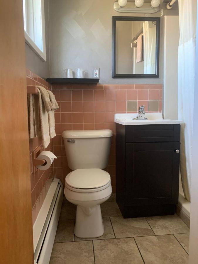 Triangle Motel — photo 14