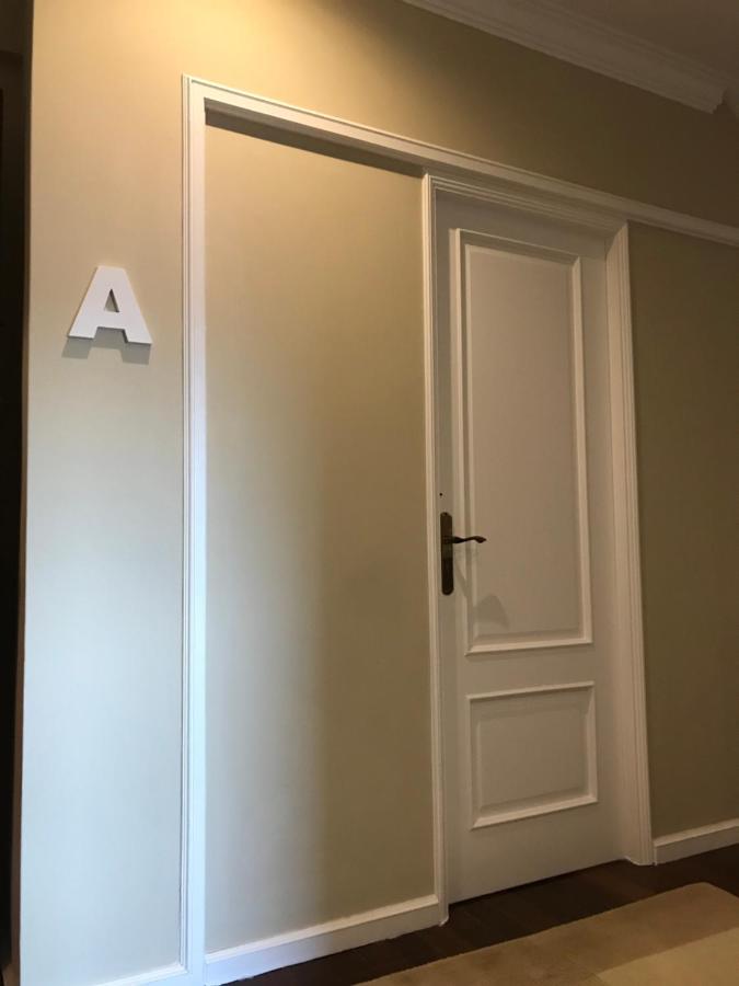 New and Unique Charming Studio at Campolide - 2A - 2