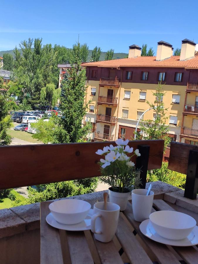 Apartamento Montes blancos, Jaca – Precios actualizados 2022
