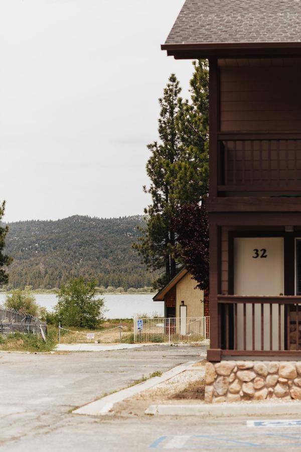 Vintage Lakeside Inn — photo 19