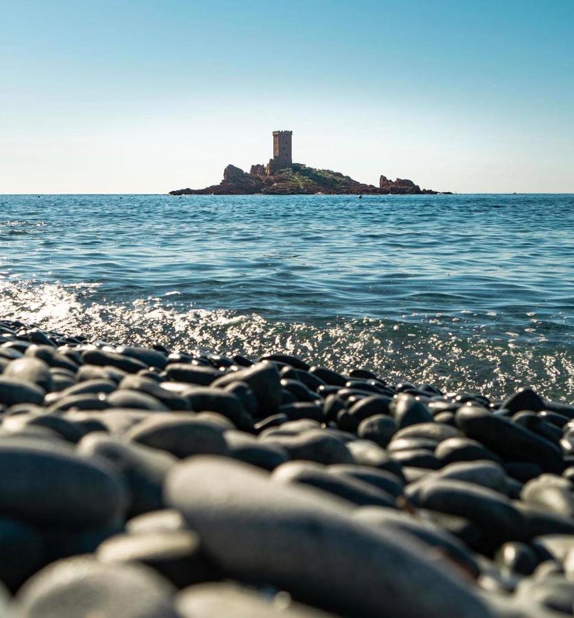 Hotel, plaża: Joli studio A front de mer