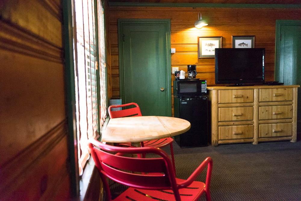 Shaver Lake Village Hotel — photo 19