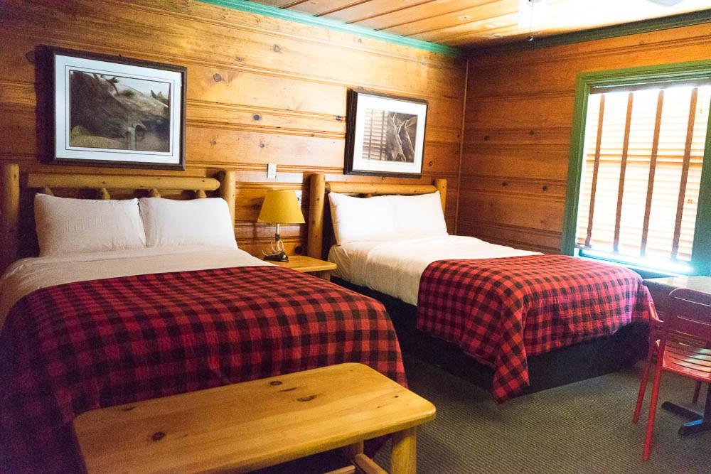 Shaver Lake Village Hotel — photo 5