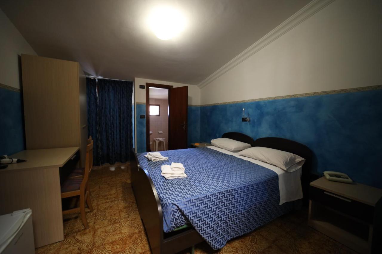 Hotel Napoleone photo