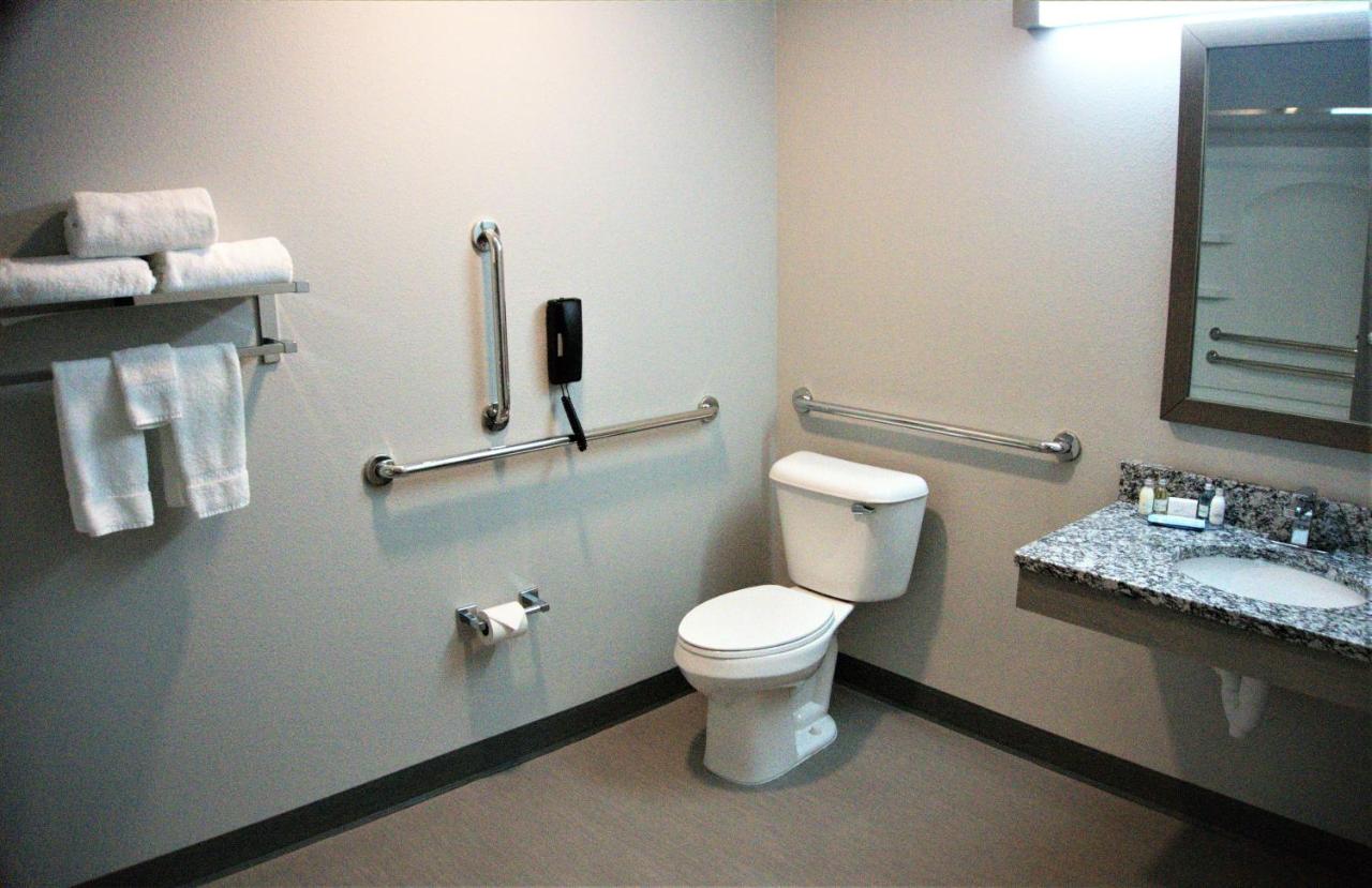 new hotels in fort dodge iowa