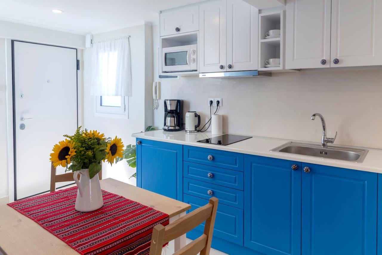 Blue And White Apartment VIPGreece - 4