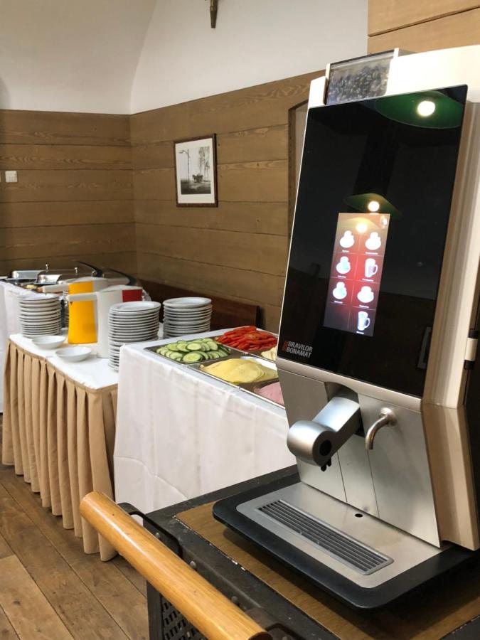 U Medvidku-Brewery Hotel photo
