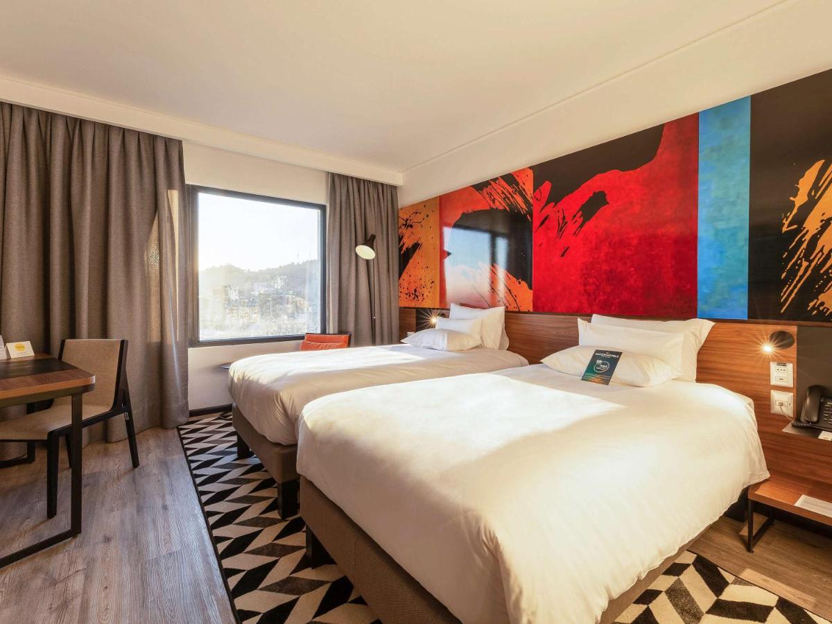 Novotel Santiago Providencia photo