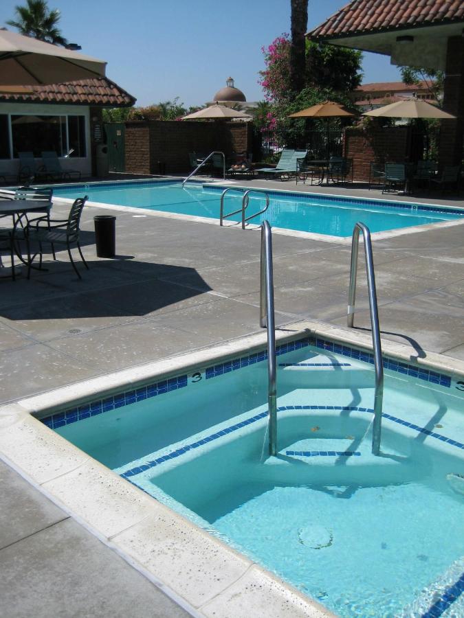 Laguna Hills Lodge-Irvine Spectrum — photo 16