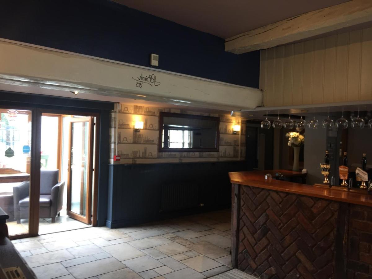 The Bell Inn - Laterooms