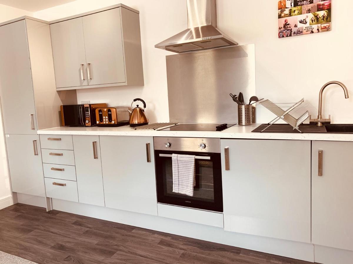 Elthorne Luxury Apartments - Uxbridge photo
