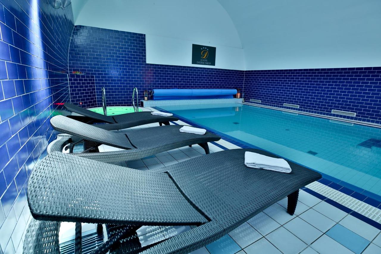 Heated swimming pool: LH Hotel Dvořák Tábor Congress & Wellness