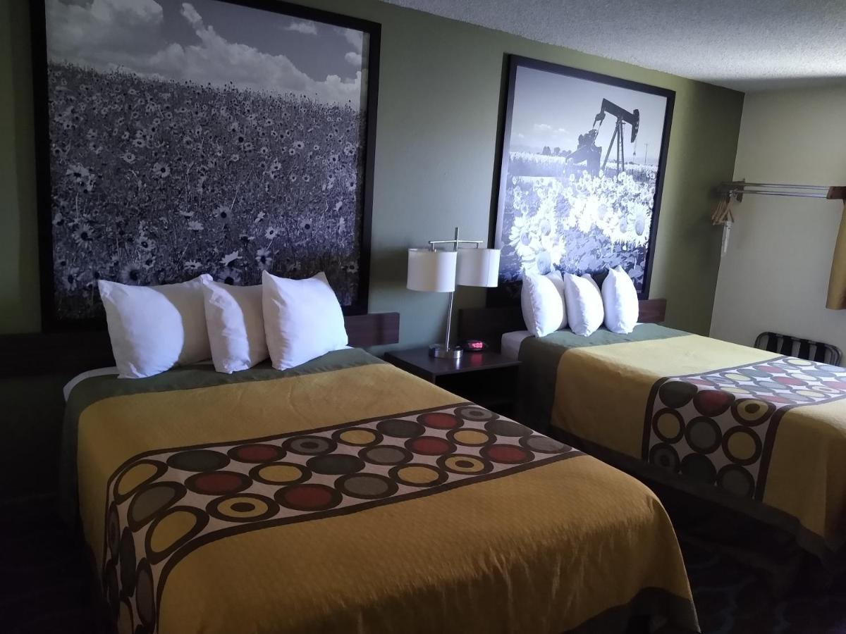 Rocky Mountain Inn — photo 24