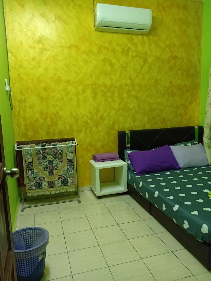Siti Homestay D Telok Kemang Port Dickson Muslim Homestay Port Dickson Malaysia Booking Com