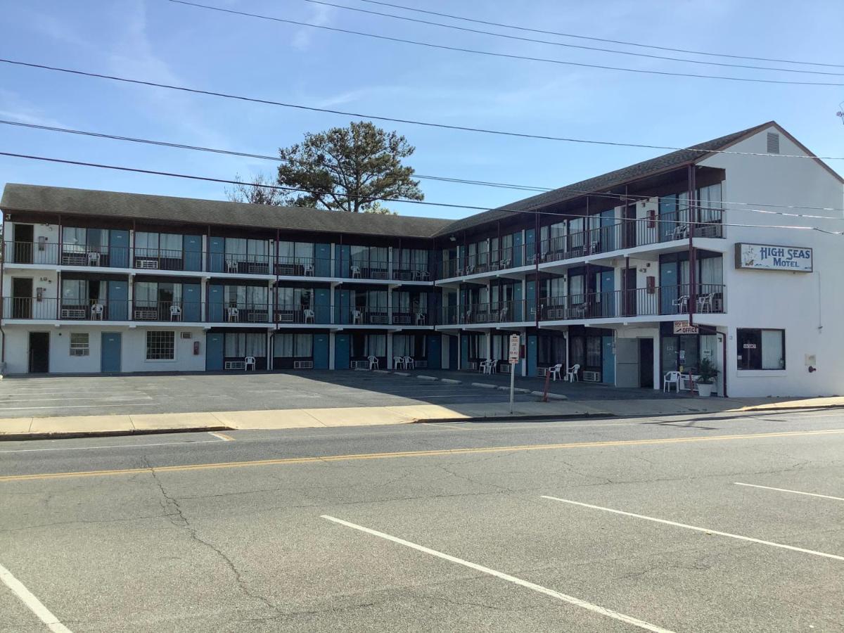 High Seas Motel — photo 1