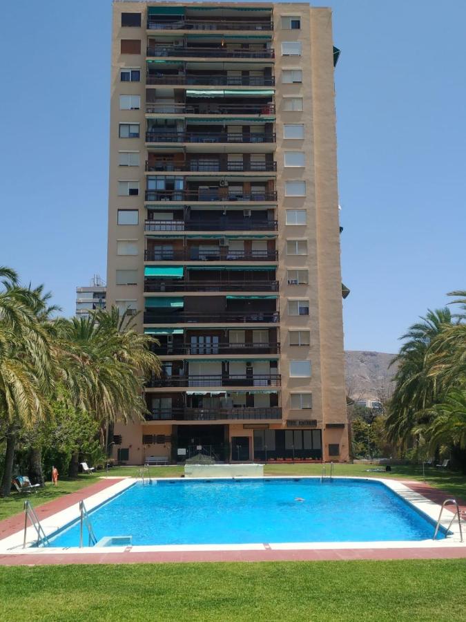 Paseo de los Castaños con vistas, Aguadulce – Precios ...