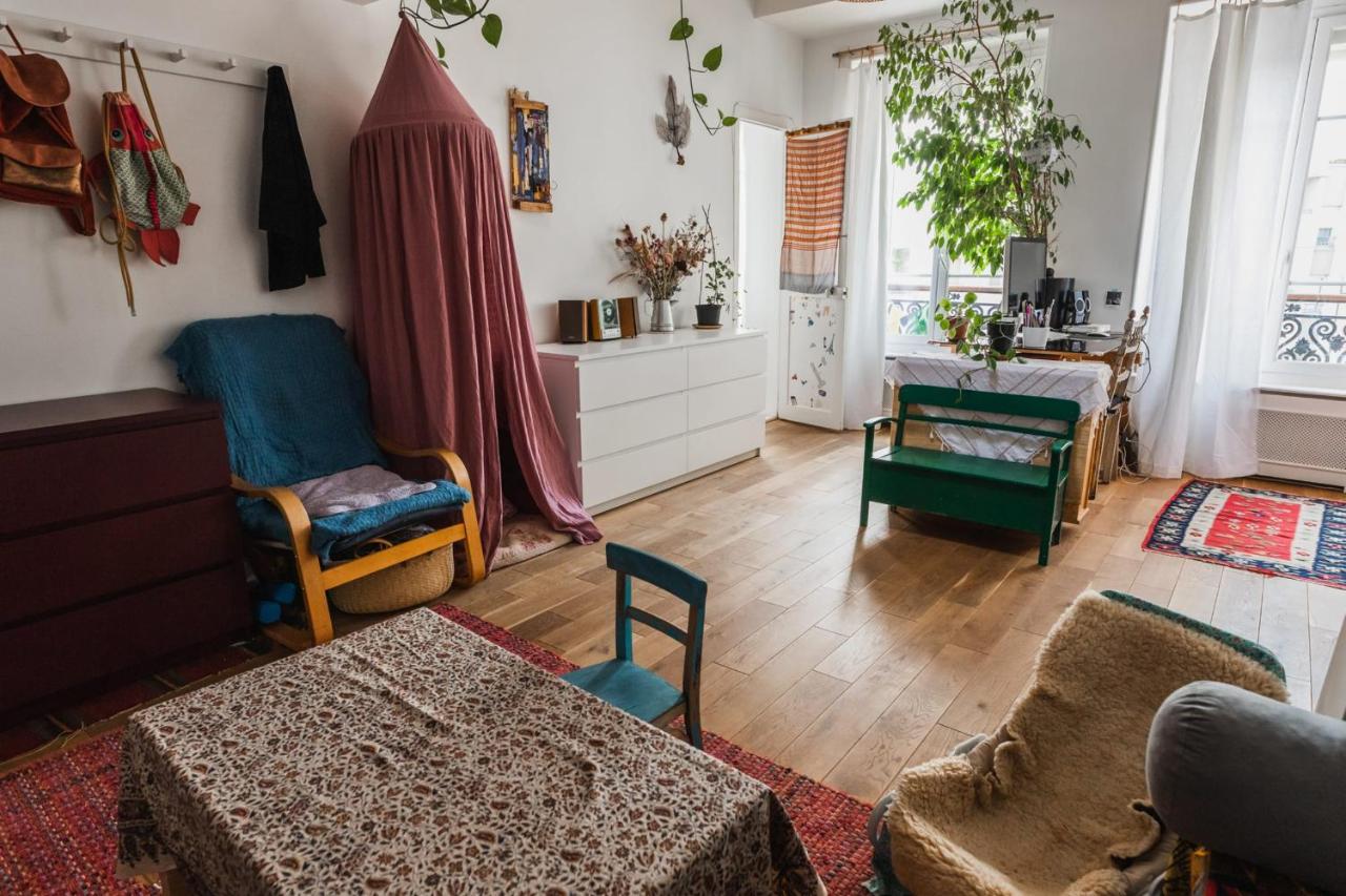 Bright atypical duplex in Menilmontant - 2