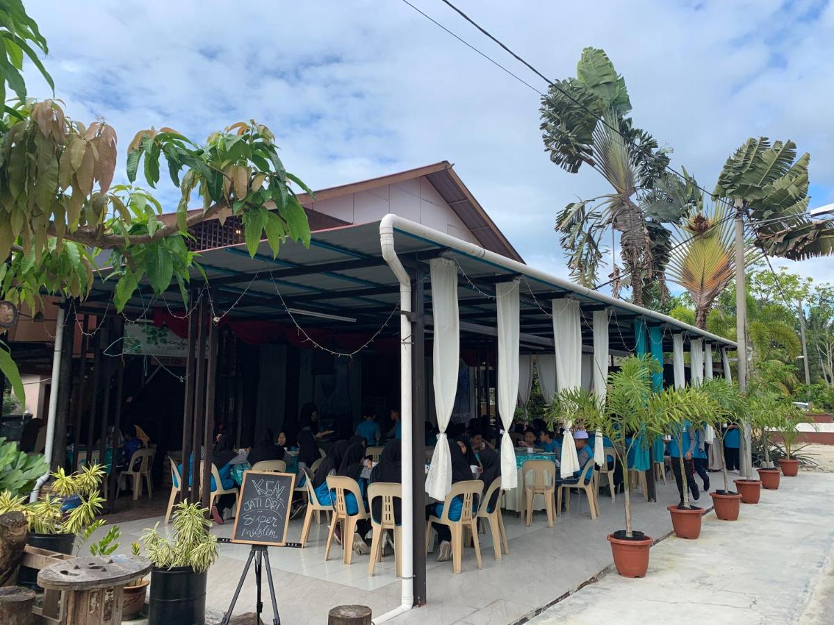 Q Homestay Chalet Q Homestay Chalet Pantai Remis