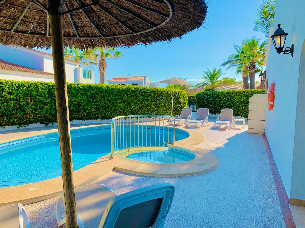 Villa CAROLINA (Spanje Cala en Forcat) - Booking.com