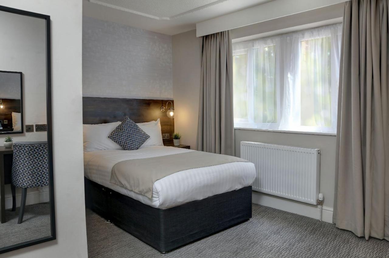 Trafford Hall Hotel - Laterooms