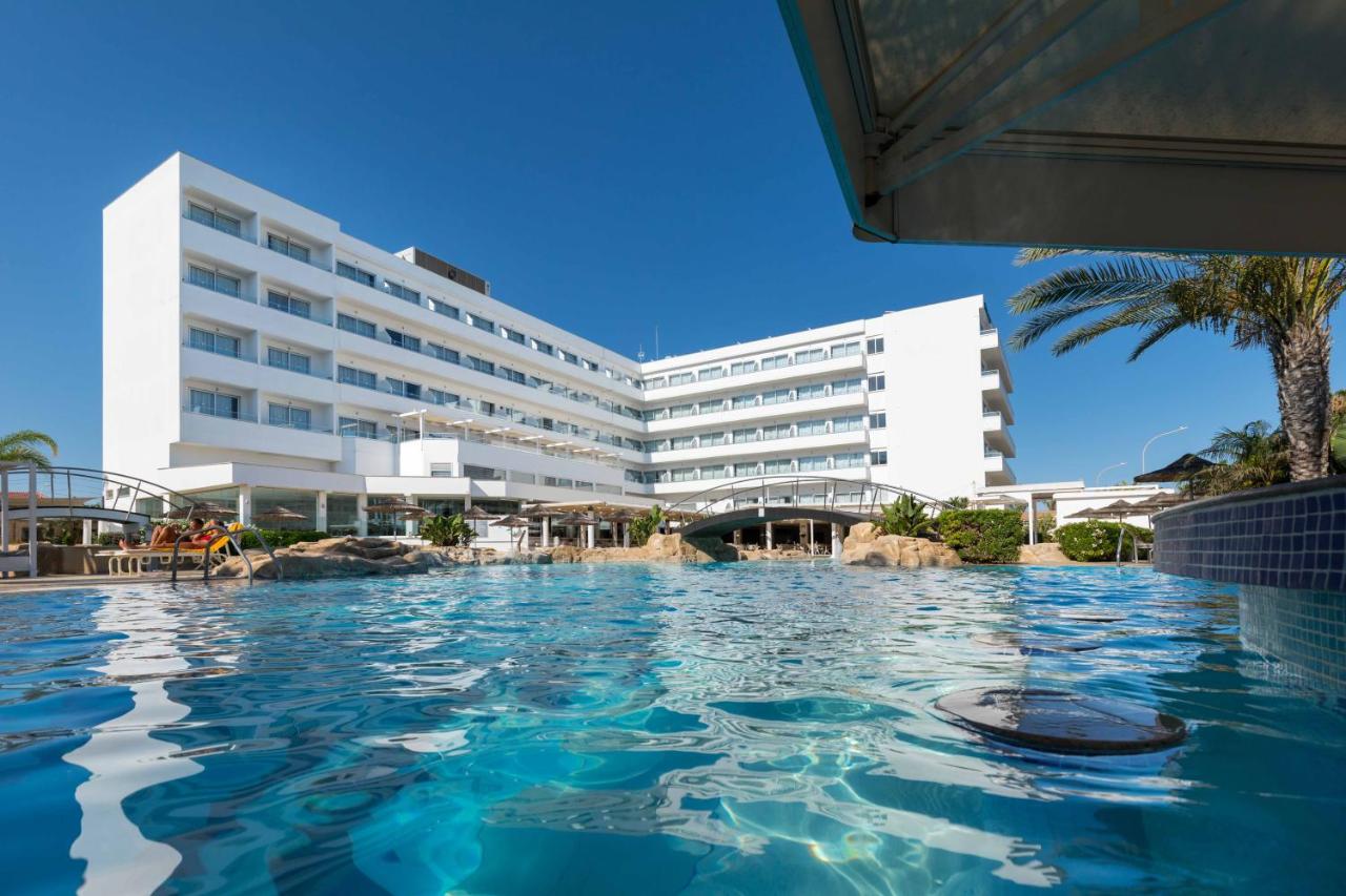 Tasia Maris Beach Hotel - Adults Only photo