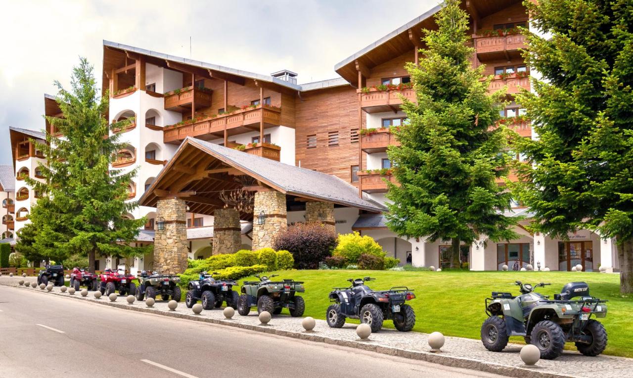 Kempinski Hotel Grand Arena Bansko photo