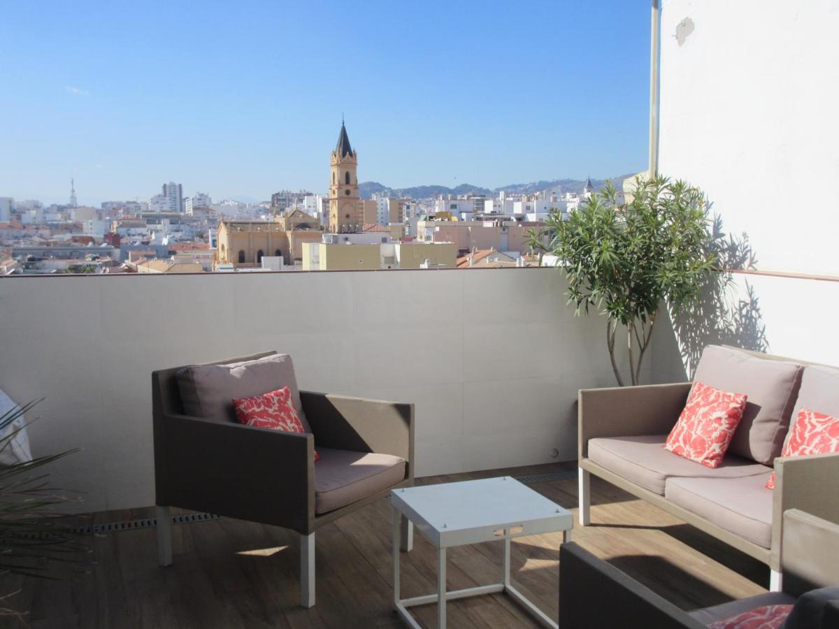Apartment Malaga Special Rosaleda, Málaga, Spain - Booking.com